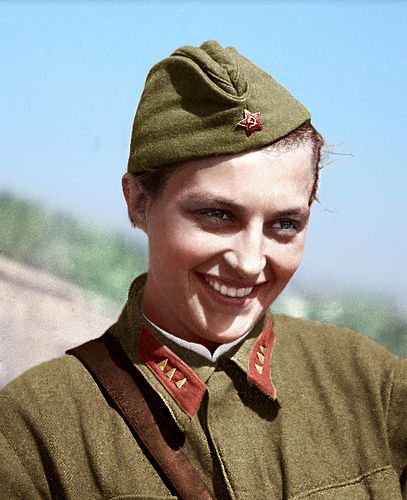 lyudmila-pavlichenko-deadlies-sniper