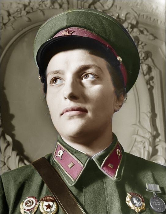 Pavlychenko-lyudmila-deadlies-sniper