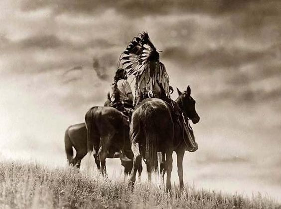 the_north_american_indian-edward-curtis-cheyenne-warriors
