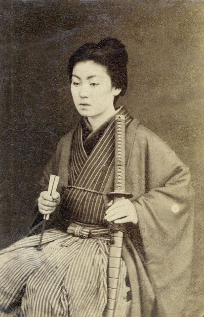 Onna_bugeisha-female-samurai